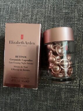 Elizabeth Arden Retinol Ceramide Capsules - Rose Metallic